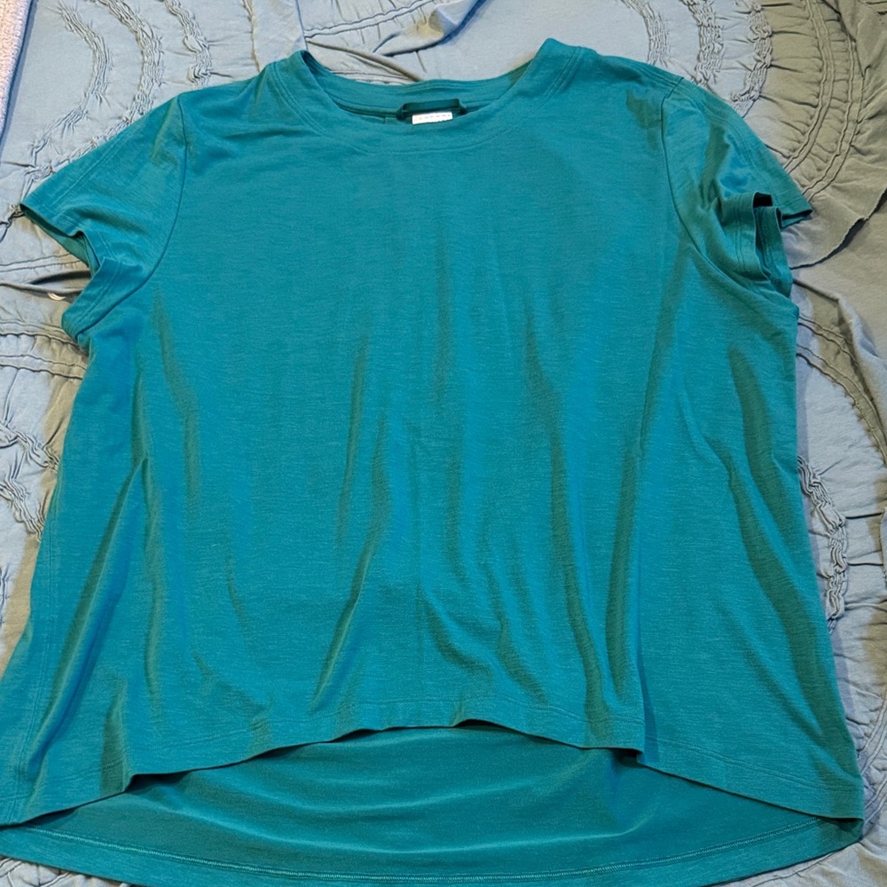 Athleta Short Sleeve Top